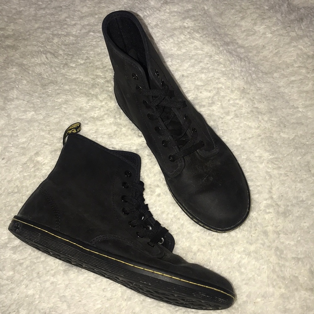 Doc Marten Shoreditch Black - size 8